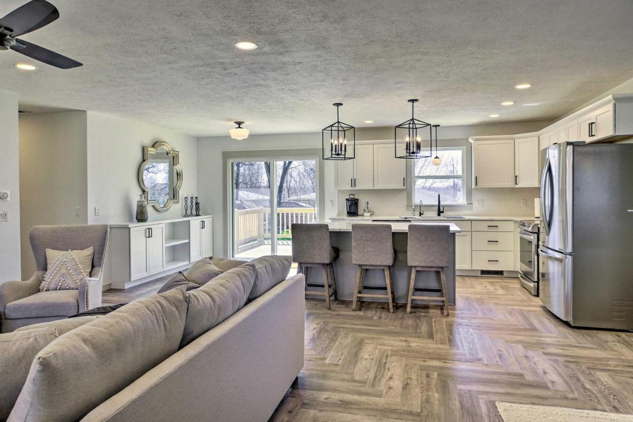 Retreat With Deck About 9 Mi To Downtown Springfield Villa Ozark ภายนอก รูปภาพ